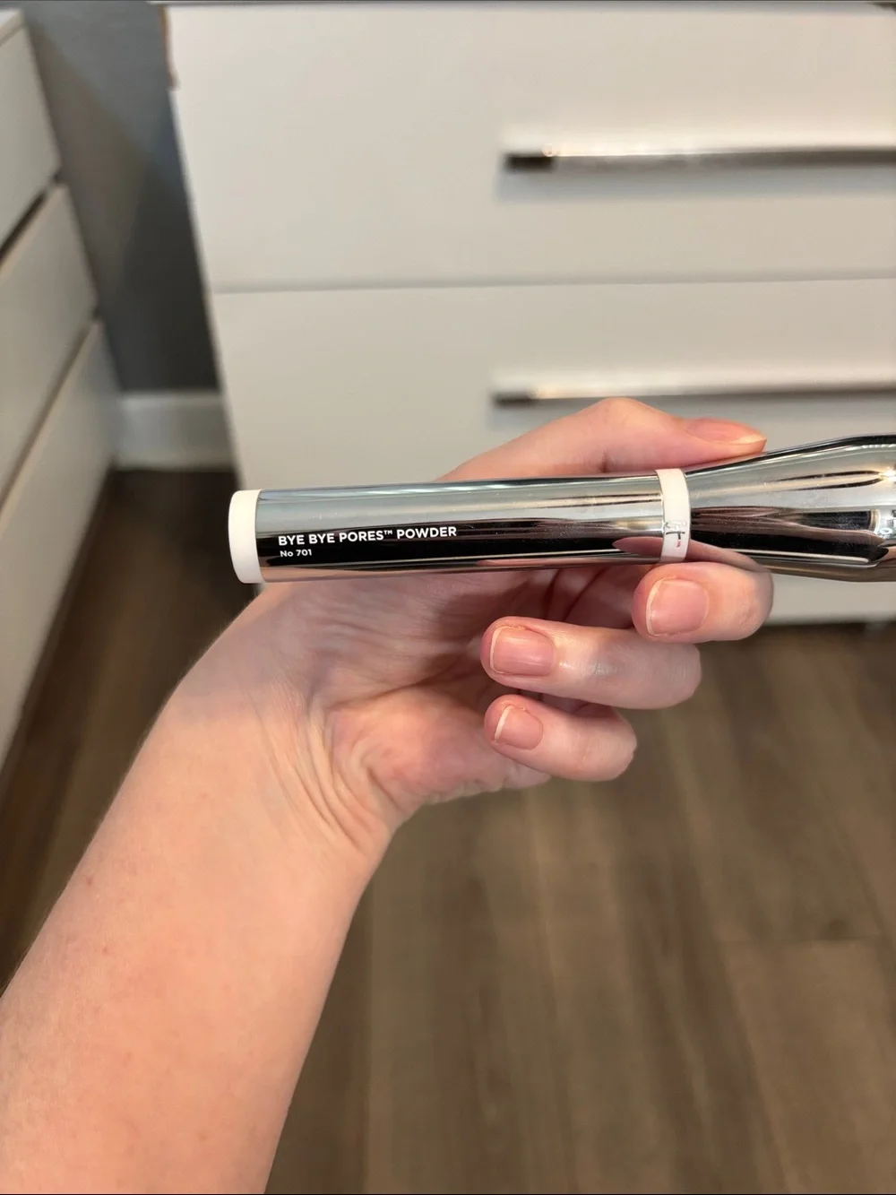 it cosmetics revolutionary brush